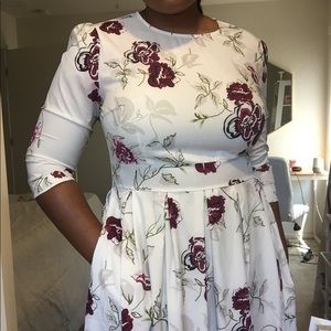 White Floral A-line Dress SIZE 14. $15. Amazon.